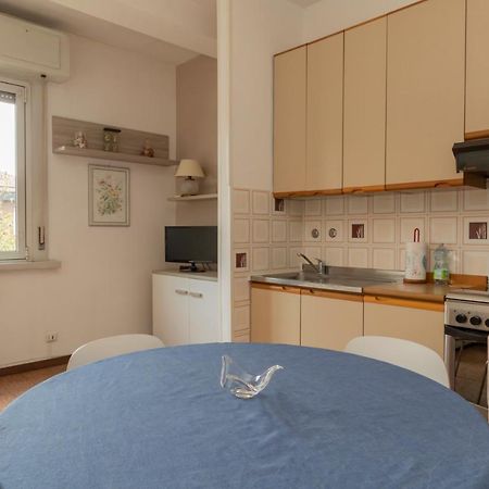 I Host Apartment - Giambellino 40 มิลาน ภายนอก รูปภาพ