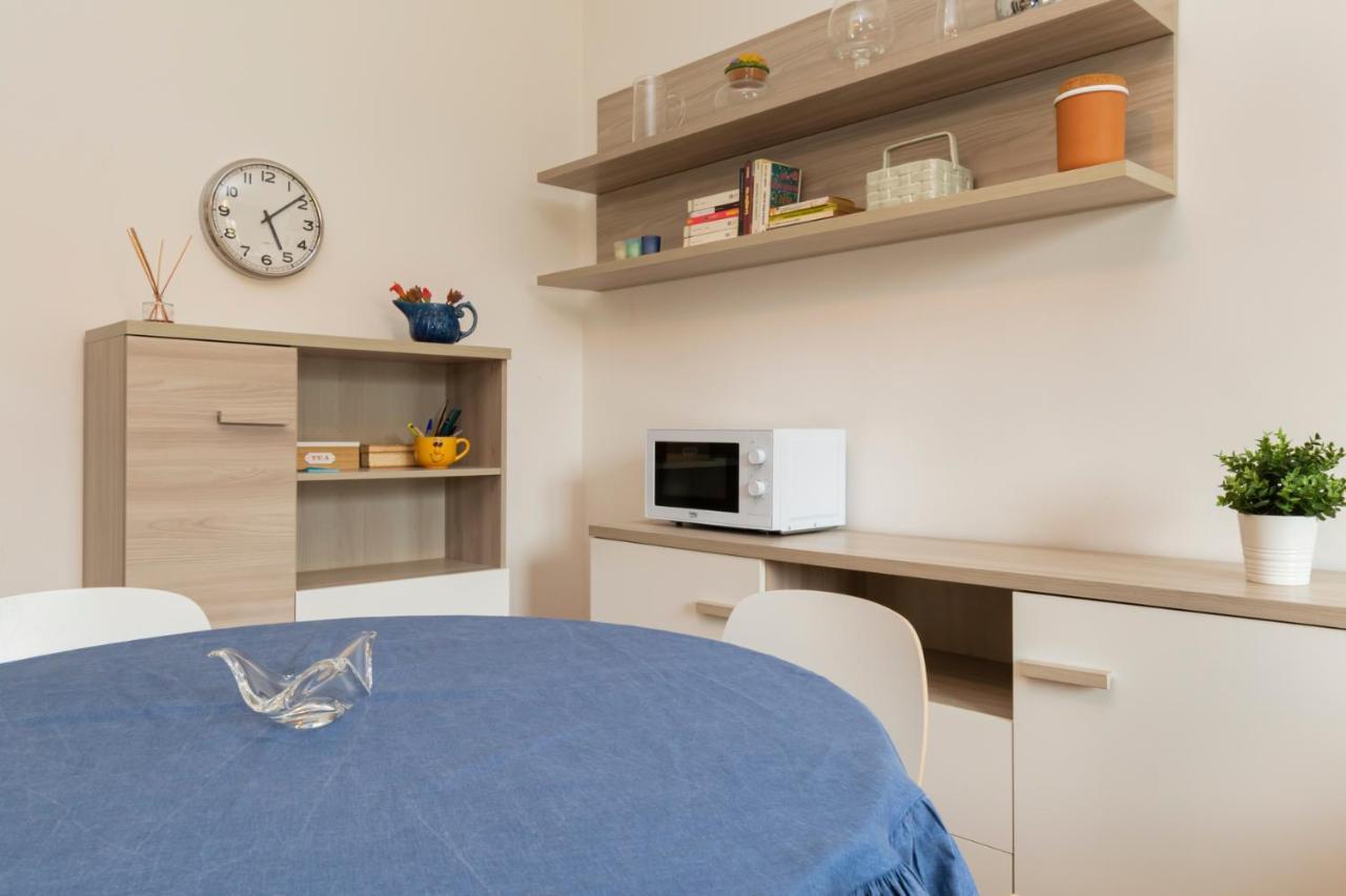 I Host Apartment - Giambellino 40 มิลาน ภายนอก รูปภาพ
