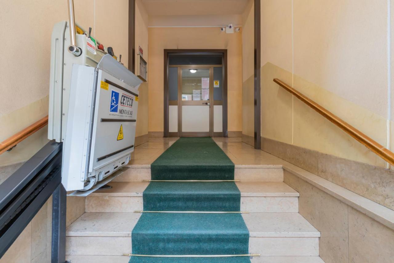 I Host Apartment - Giambellino 40 มิลาน ภายนอก รูปภาพ